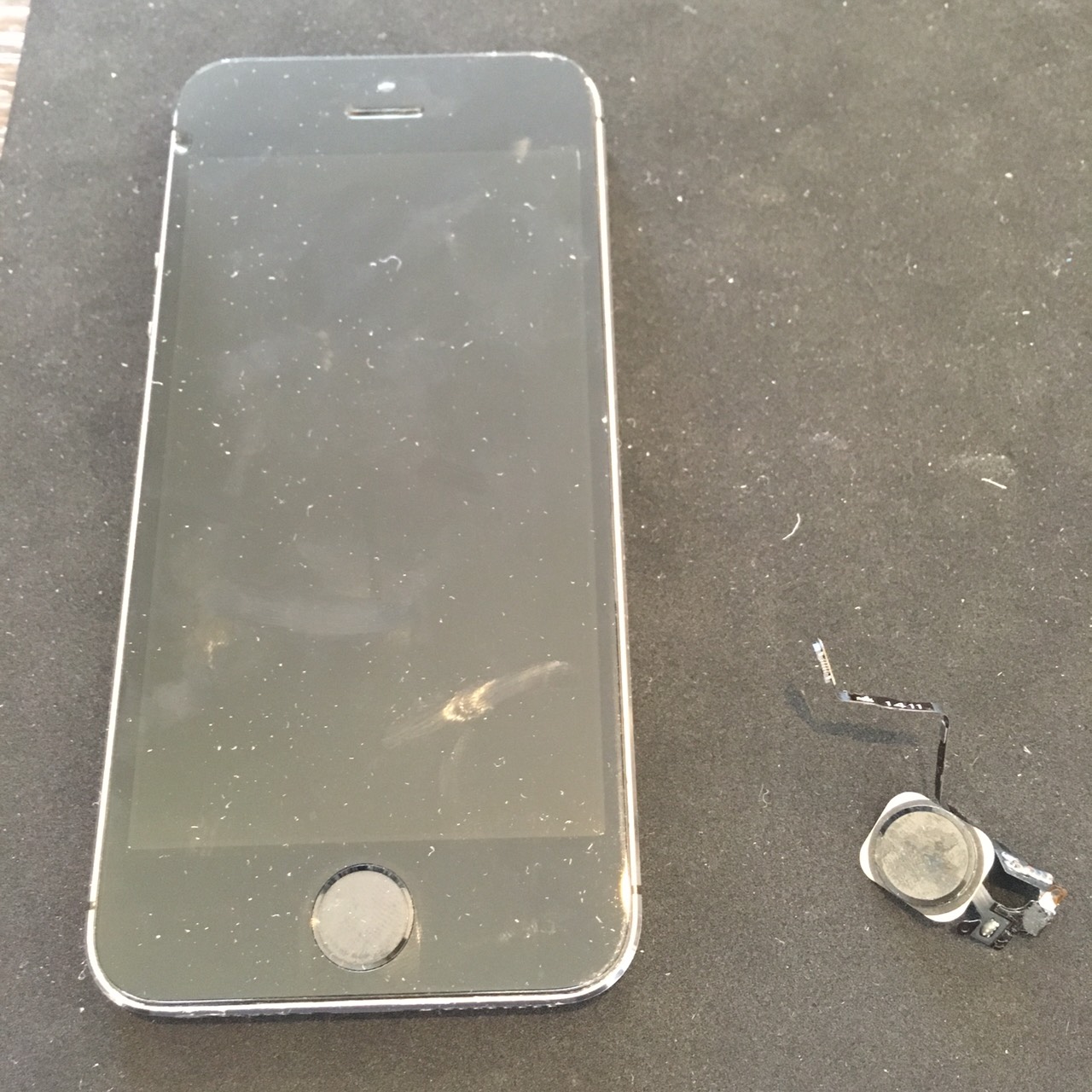 0214｜iPhone5s｜ホームボタン修理